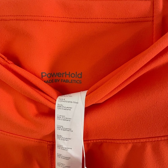 Fabletics exercise set - Picture 10 of 10